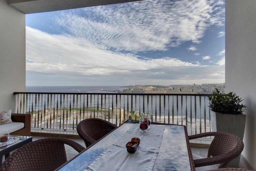 Marvellous Apartment In Tigne Point Sliema Ngoại thất bức ảnh