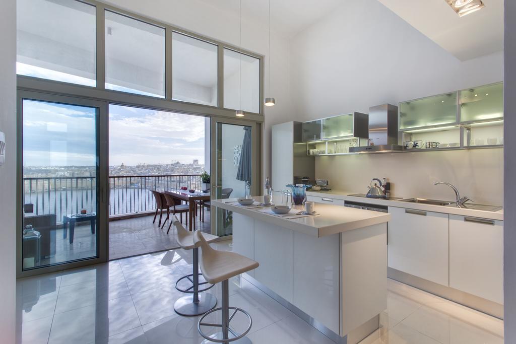 Marvellous Apartment In Tigne Point Sliema Ngoại thất bức ảnh